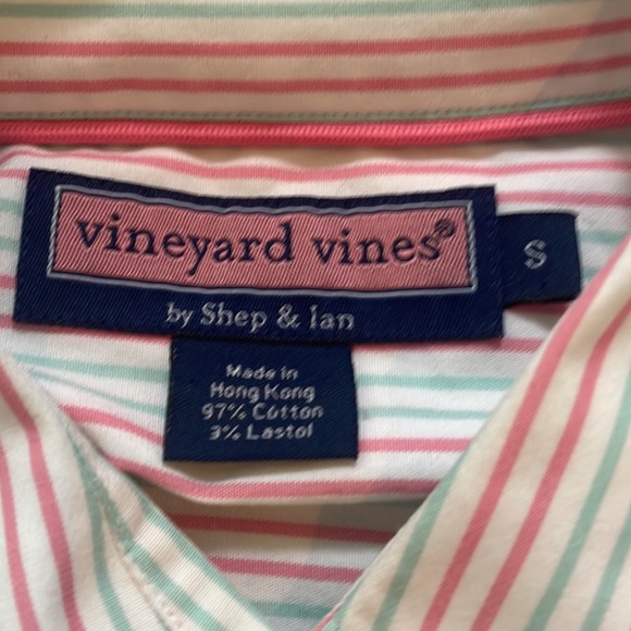 Vineyard Vines Teal and Pink Button Down Short - Picture 4 of 6